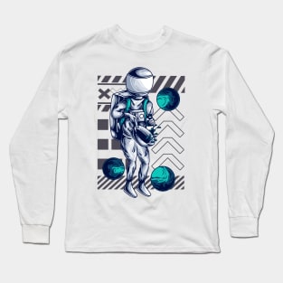 astronaut cooking in space Long Sleeve T-Shirt